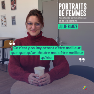 Julie, collaboratrice pose pour le portrait de femme ECOFAC